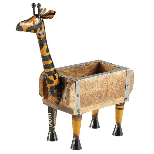 Iron Giraffe Flower Pot