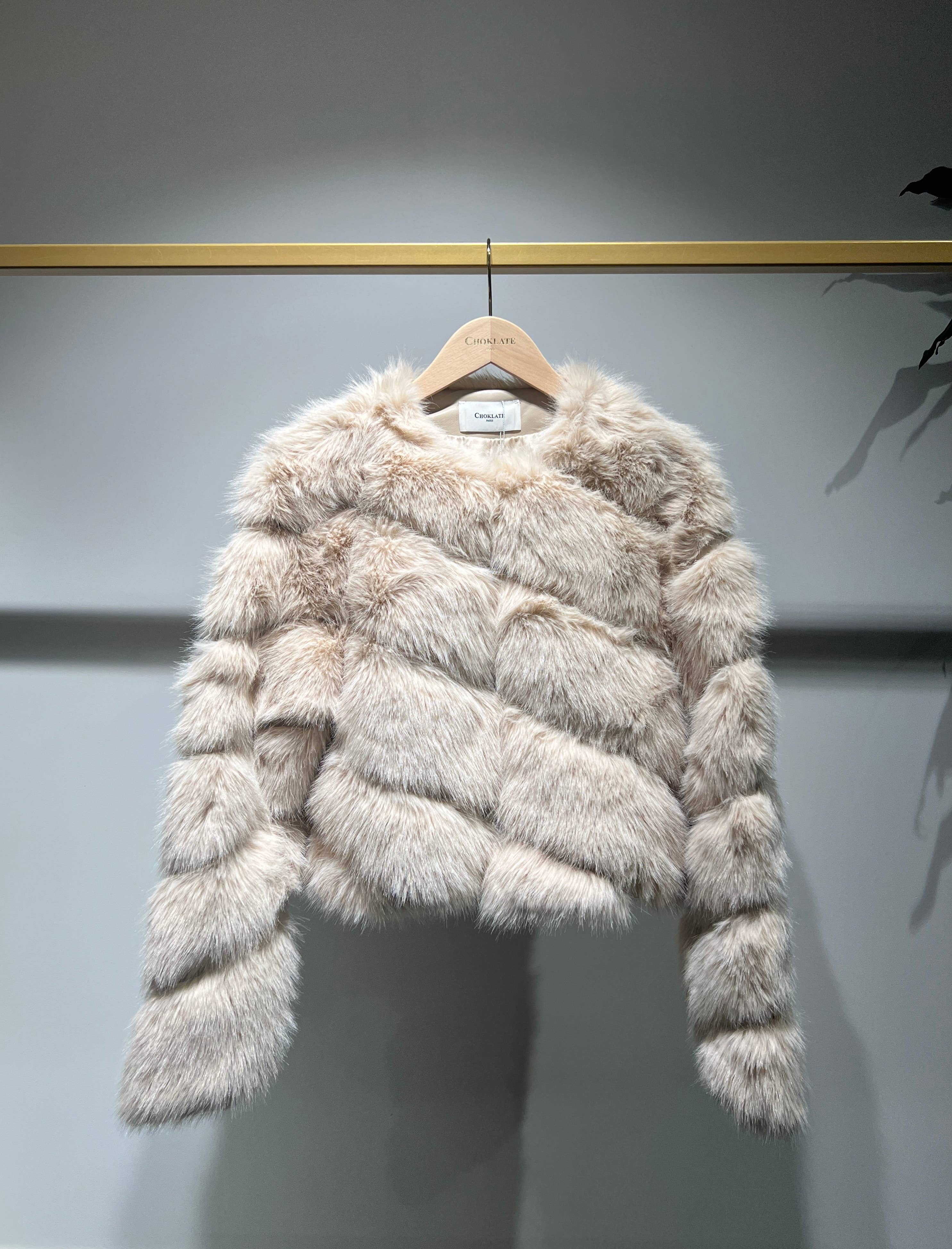 SHORT FAUX FUR JACKET LIMITED EDITION - Light beige