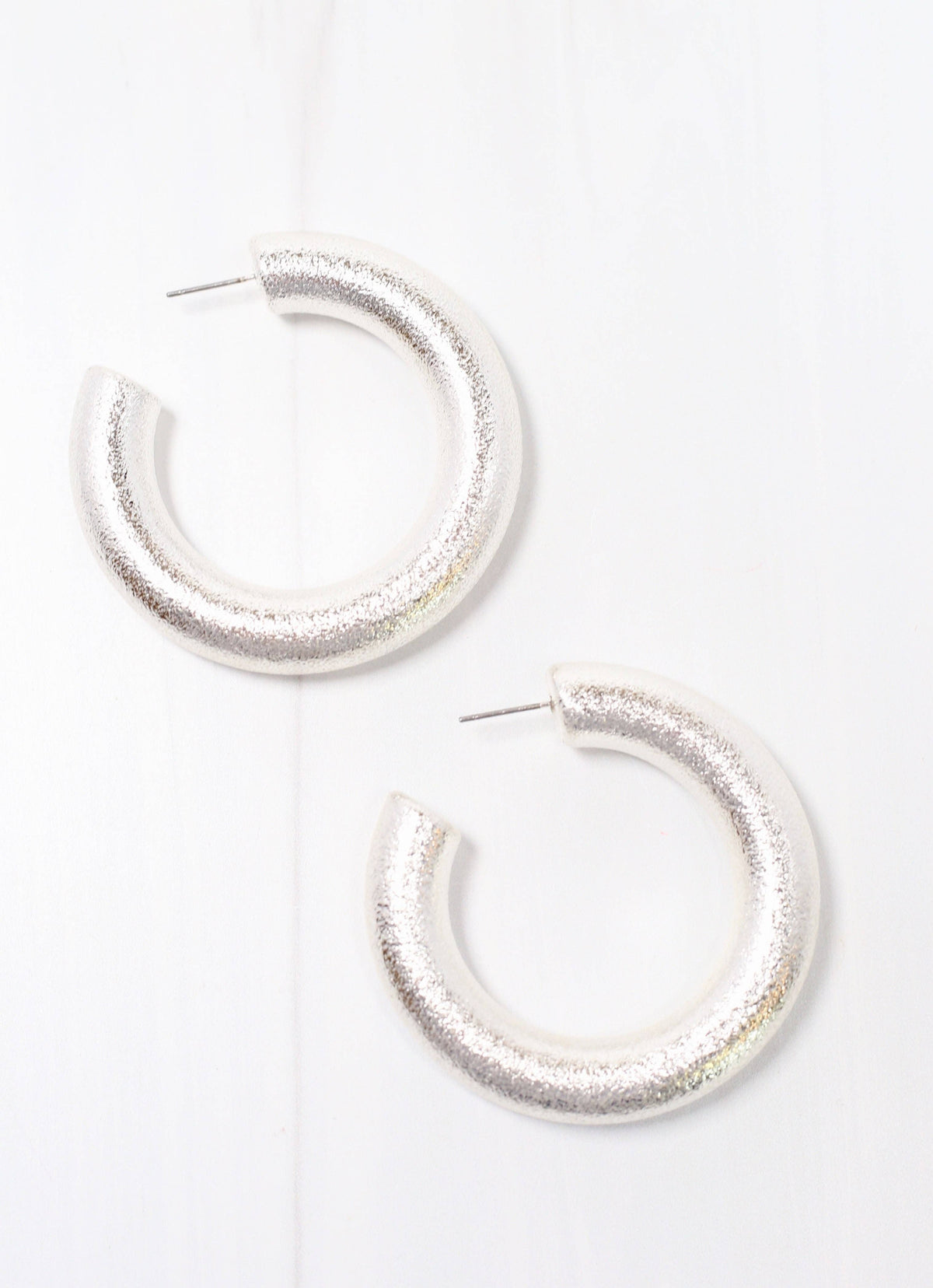 Lowry Textured Hoop Earring MATTE SILVER