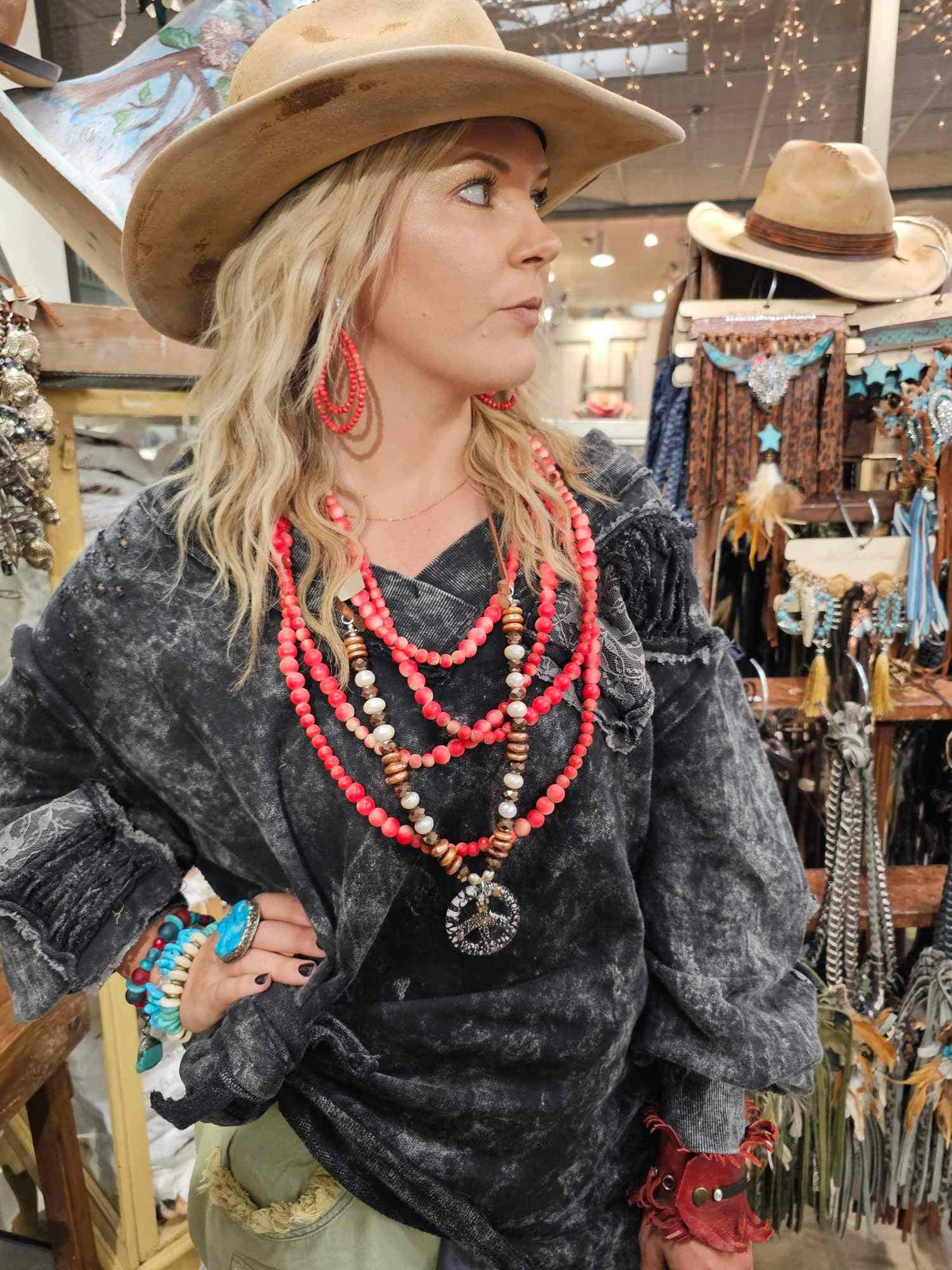 Black French terry Pull Over