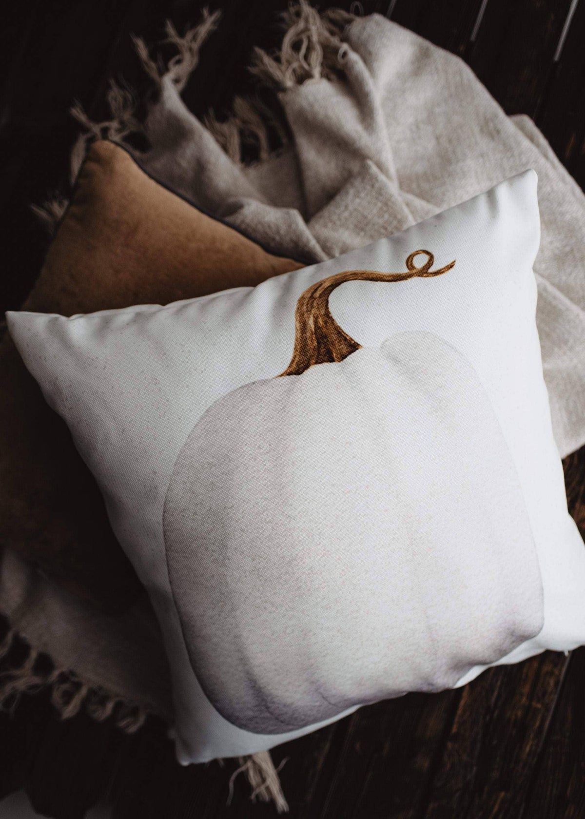White Curly Stem Pumpkin Pillow with insert