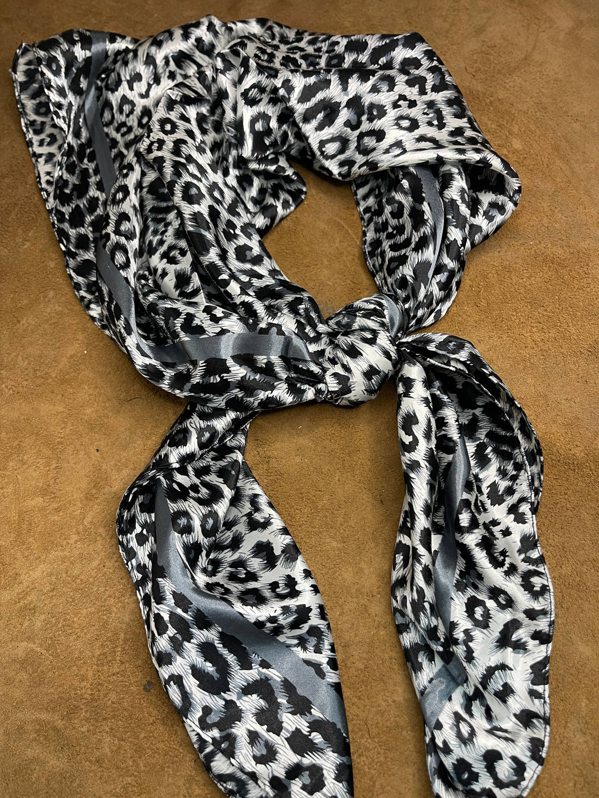 Silver Leopard Wild Rag
