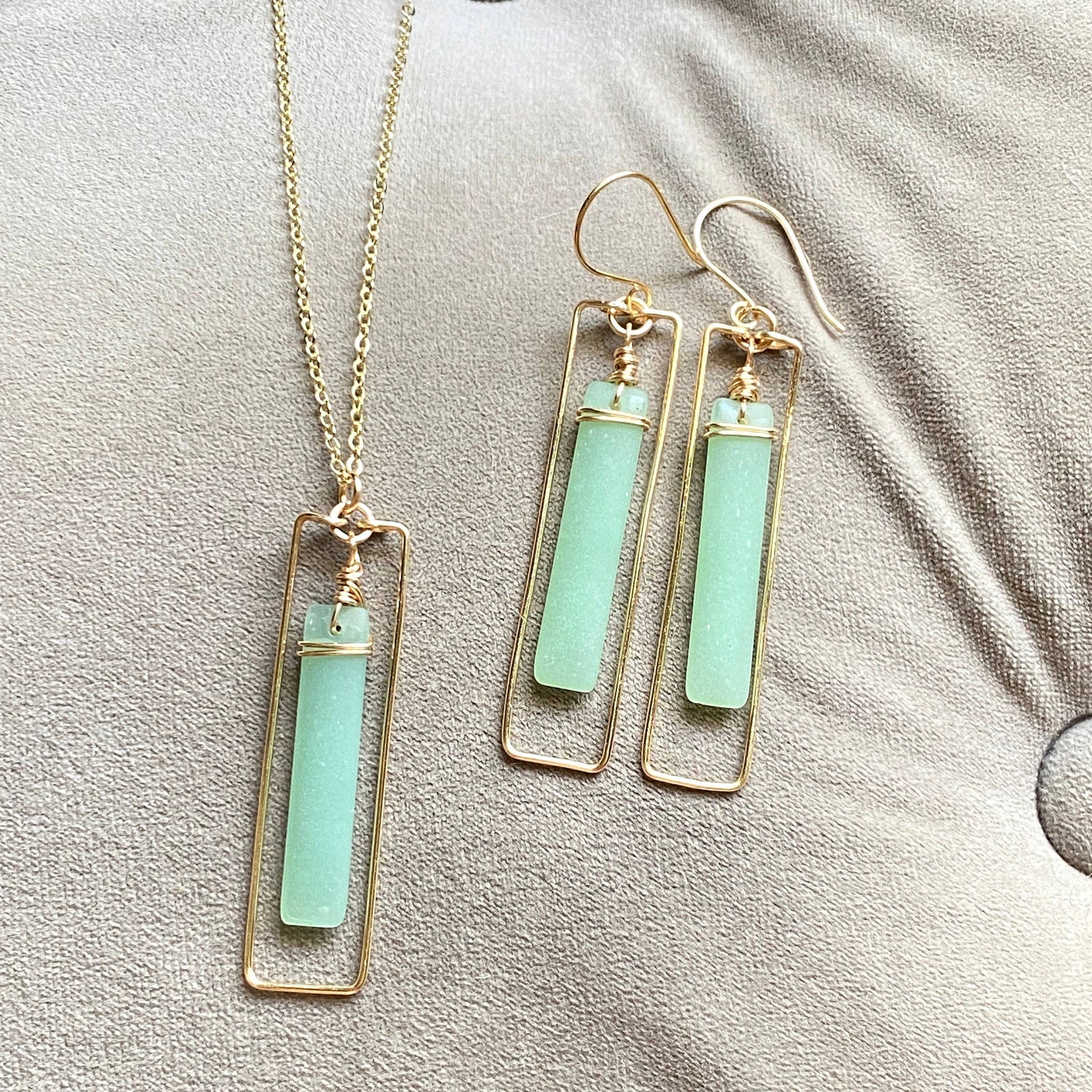 JADE - Gold Rectangle Earrings/Necklace Set Green Frosted Glass