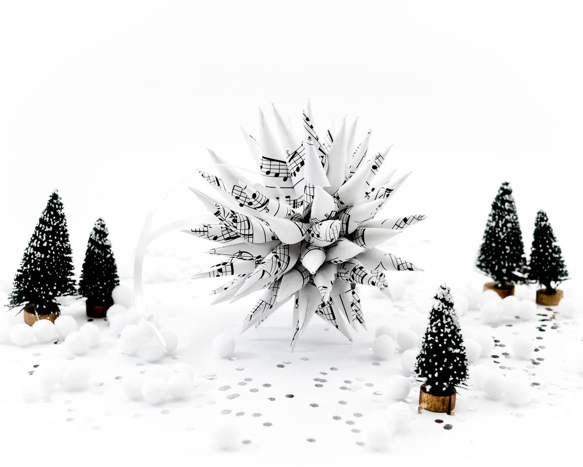 Polish Star Ornament - Music